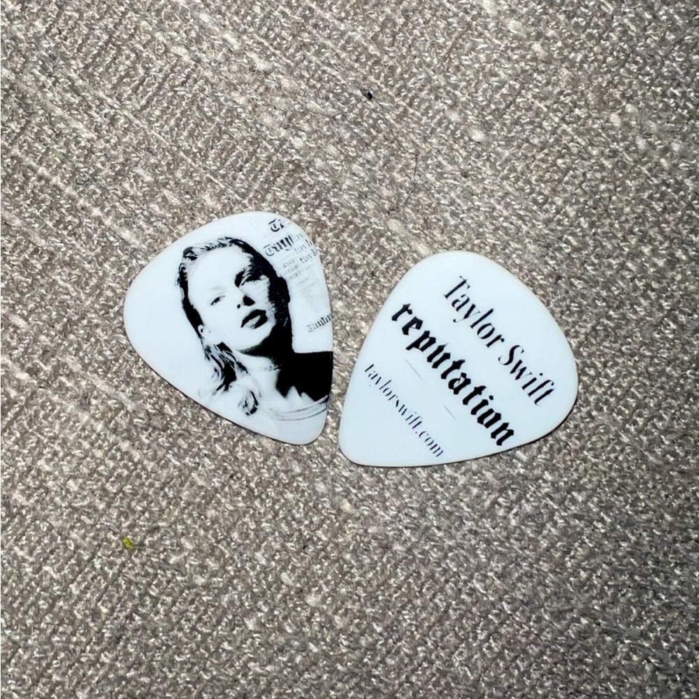 TWO GUITAR PICKS FROM THE TAYLOR SWIFT REPUTATION STADIUM TOUR